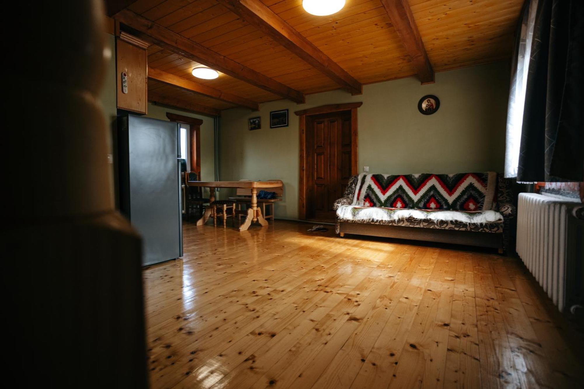 Na Gorbochku U Natali Hotell Vorochta Rum bild