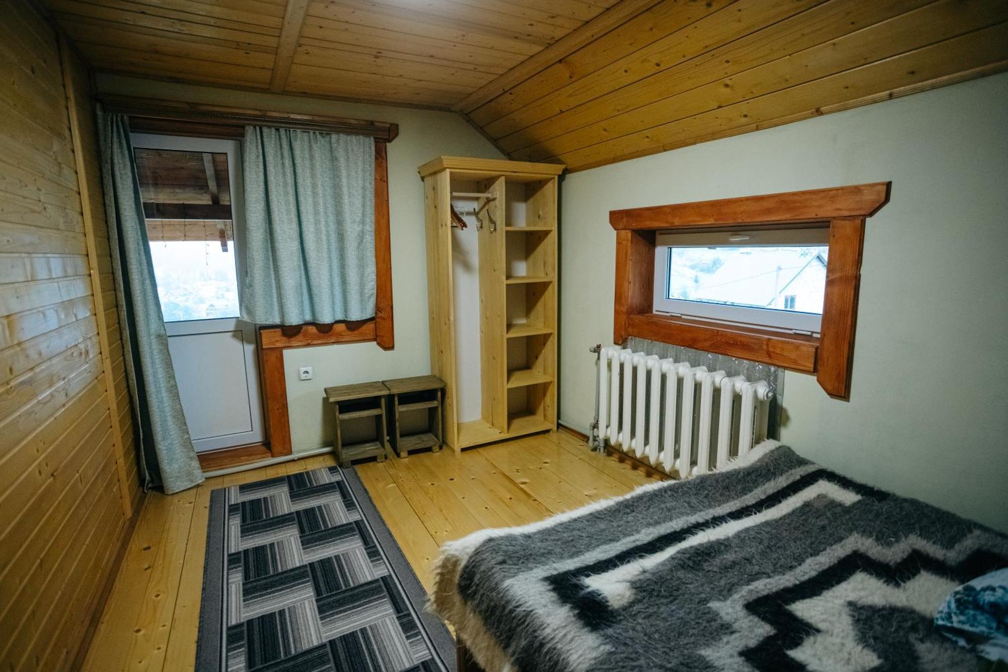 Na Gorbochku U Natali Hotell Vorochta Rum bild